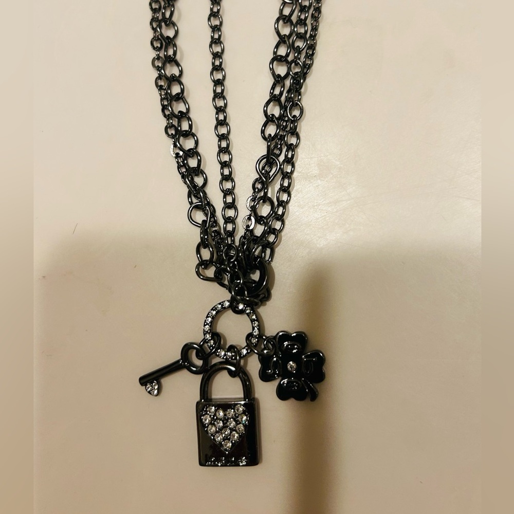 RARE Bebe Gunmetal Silver Padlock Heart Charm Rhinestone Toggle Logo Necklace